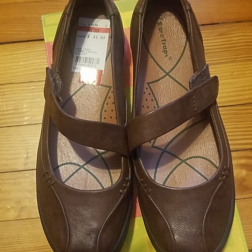 Bare Traps - image 2